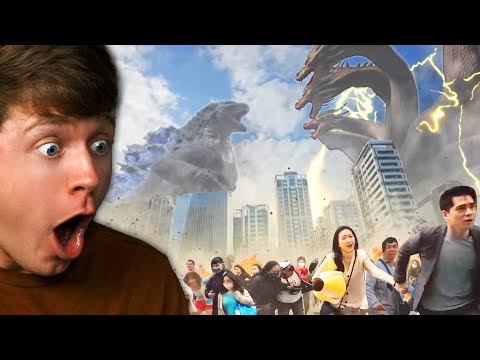 GODZILLA vs KING GHIDORAH in REAL LIFE! (Reaction)