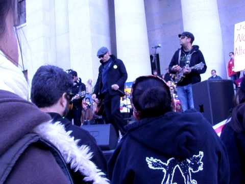 05   The Street Dogs   There is Power in a Union