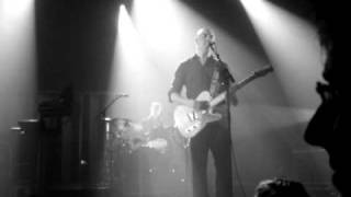 Dominique A - Le Bruit Blanc de l'été, Live @ Centre Culturel Les Arcs De Queven (2010 2nd April)