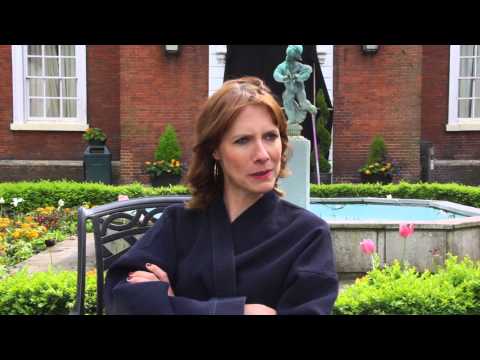 interview with actor Dolly Wells
