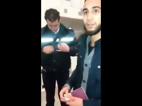 Marokkaan krijgt boete en laat politie lachen