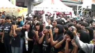 The Rain - Tolong Aku (live at SMA Pasundan 1 Bandung)