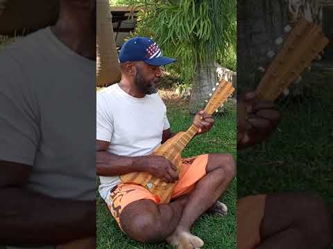 Rango païta arii  tama. nui