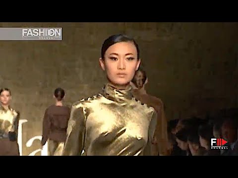 MAX MARA Women's Fall 2011 Milan - Fashion Channel