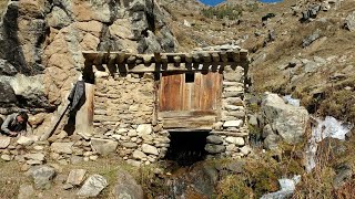 preview picture of video ''GHARAT' Himalayan Watermill, Paddar, J&k India'