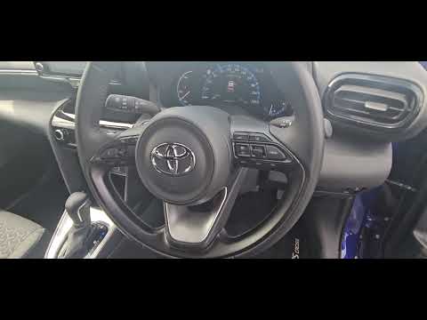 Toyota Yaris Cross 1.5 Hybrid Luna Sport 5dr *Not - Image 2