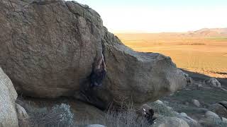Video thumbnail of Bachar Cracker of Bernasconi, V4. Bernasconi