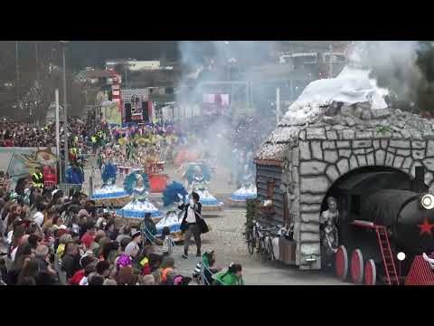Carnaval de Estarreja 2023- Desfile de Domingo da Escola de Samba Vai Quem Quer - parte 2.