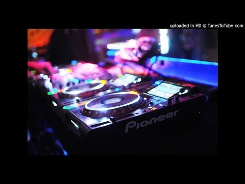 Alfred Azzetto, Robin S - Near the Ocean (no Turning Back) (Walterino Vocal Main Mix)