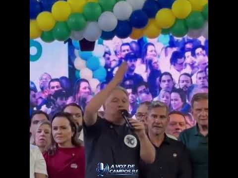 Garotinho faz denúncia em convenção