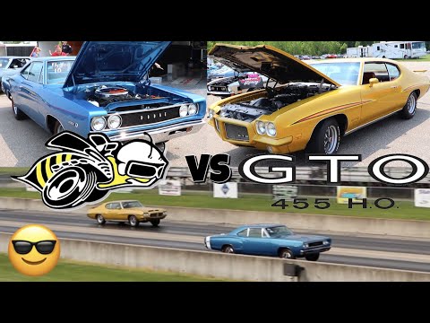 1968 Super Bee 426 hemi vs 1971 Pontiac GTO 455 - PURE STOCK DRAG RACE (single heads-up)