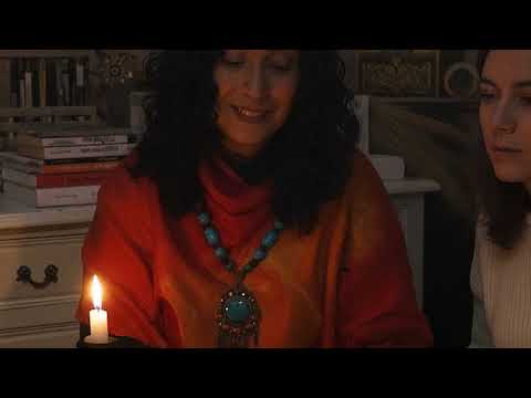 Trailer Libro "El Arte de Leer el Tarot: conectando con la Sabiduría Interior", de Isis Estrada