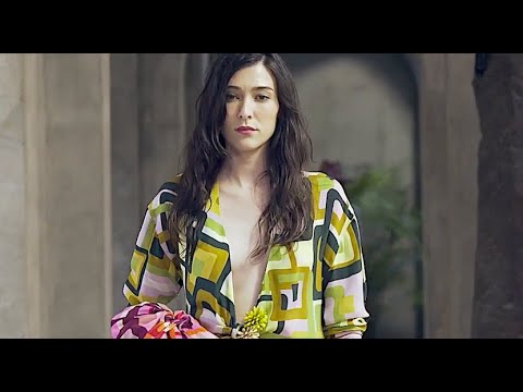 IS COMING Spring 2022 080 Barcelona - Fashion Channel