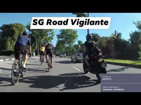 2may2021 loyang aveue road #AZ7077J yamaha mt09 cyclist going at abt 25-28km/h