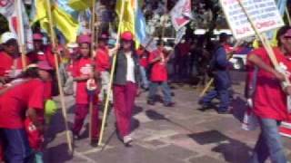 HERMANOS ALFA Y OMEGA EN LA PLAZA 2 DE MAYO POR EL DIA DEL PROLETARIADO 3