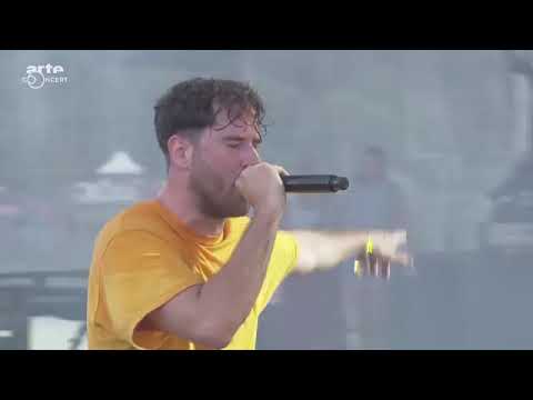 Loveni - L.O.V.E.N.I (prod. Myth Syzer)