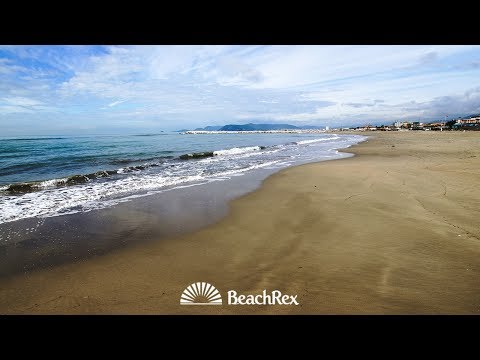 Spiaggia Marina di Massa, Massa, Italy