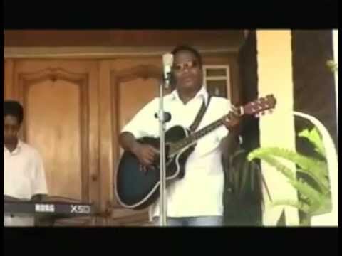 Andriamanitro - Tarika ny Hasina