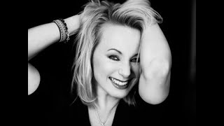 LET THE BEST MAN WIN (ALT. VIDEO) - LOUISE HOFFSTEN