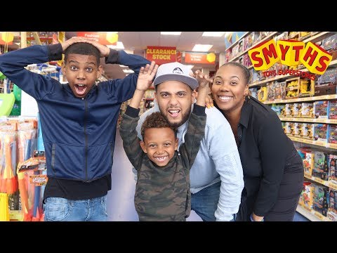 HIDE AND SEEK IN ABANDONED SMYTHS TOY STORE!!! KAILEM