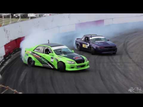 Jeff Laflamme Leading Martin Langlois - Formula Drift Canada Round 1 2015