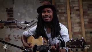 Julian Taylor Na Na Hey Hey (Kiss Him Goodbye) [Live at NOW Lounge]
