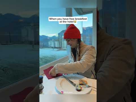 “they’re not watching now”🥀 #funny #hotel #viral 