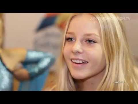 Julia Kedhammar - Du är inte ensam (Sweden) 2nd rehearsal and backstage