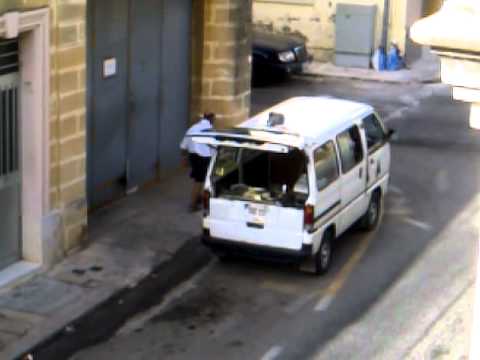 bigilla street hawker