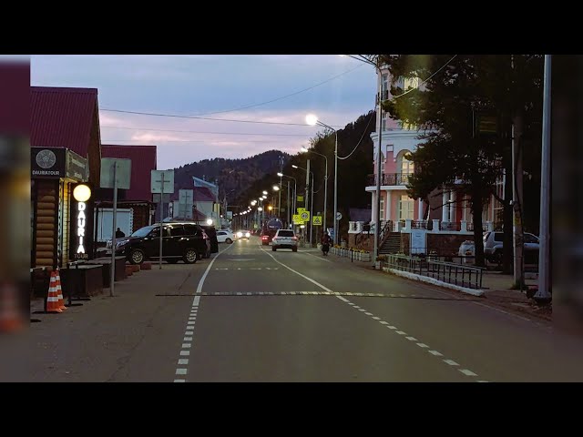 В Листвянке вдоль озера Байкал обновили более 3,5 километров уличного освещения