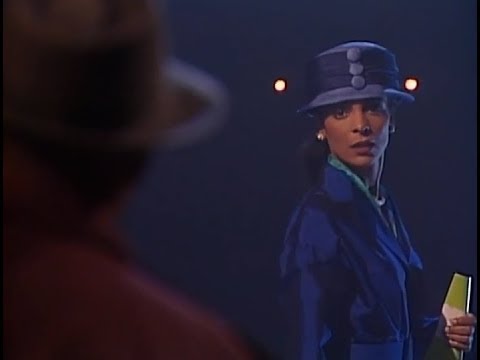 A Different World: 4x25 - Dwayne asks Whitley to marry him