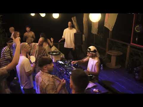 CLUB COLLECTIVE | Leo Dessi | presso Bahia Cafè