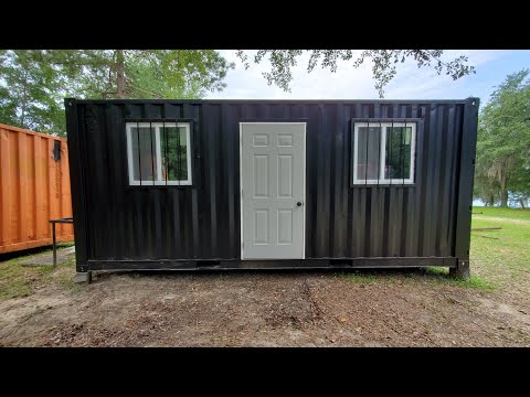 Customized 20' Shipping Container Home / Office