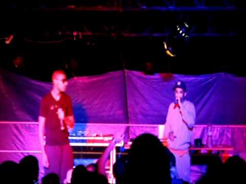 demi portion à la nuit du hip hop. (aubenas 2011)