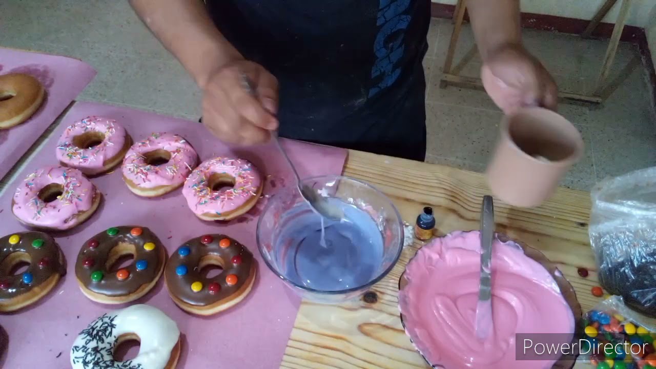 Cómo hacer un glaseado para Donas muy fácil con tres ingredientes-glaseado para Donas muy económico