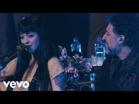 Mon Laferte - Cielito De Abril (En Vivo) ft. Manuel Garcia
