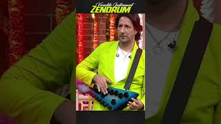 Download lagu Futuristic Zendrum – The Versatile Musical Instrument on Kapil Sharma Show #instrumental mp3