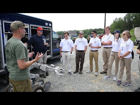 Future Agents in Training Get Inside Look Into the FBI - YouTube