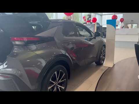 Toyota C-HR 1.8 Hybrid Sport + (Delivery Mileage o - Image 2