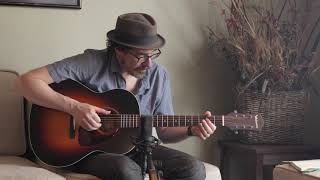 Video thumbnail for David Hamburger - Waterloo WL-JK "Jumbo King" by Waterloo Guitars