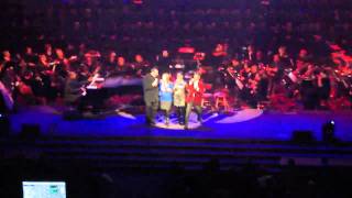 Avalon - Walking in a Winter Wonderland