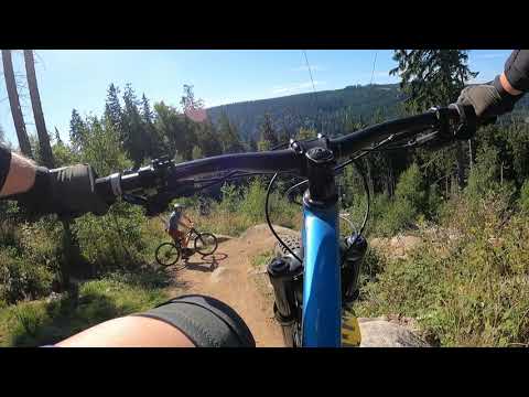 Rock n Rolla (red-black, červený-černý) - TrailPark Plešivec