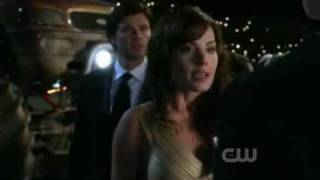 Smallville - 9x04 - Echo - Lois shows up at the ev