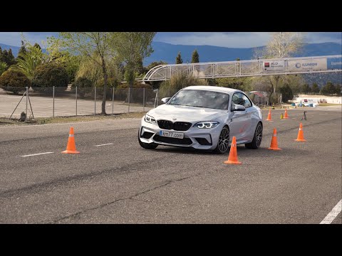 BMW M2 Competition 2018 – Maniobra de esquiva (moose test) y eslalon | km77.com