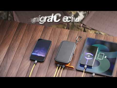 solar power bank HI-S026 - Triple-Devoce Charging Together