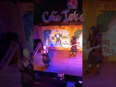 Jezzibel- red right hand