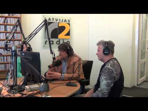 J.Lūsēns, U.Roze un Anmary - "Promenāde" iekšējie radinieki.