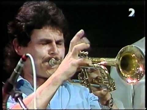 Alli jazz band, Sereď-Fidgety feet