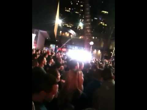 Maple leaf square 4-2 win over Bruins