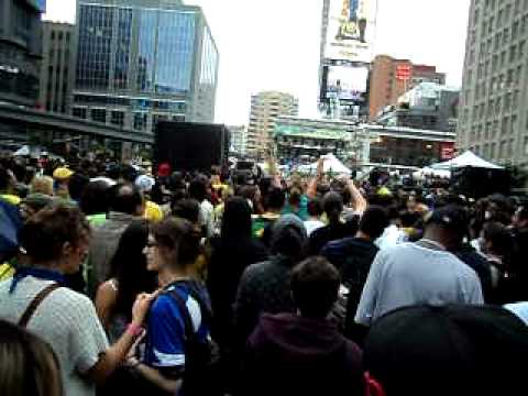 caioam -Toronto CAN Brazilian day 2010 com Ivete Sangalo